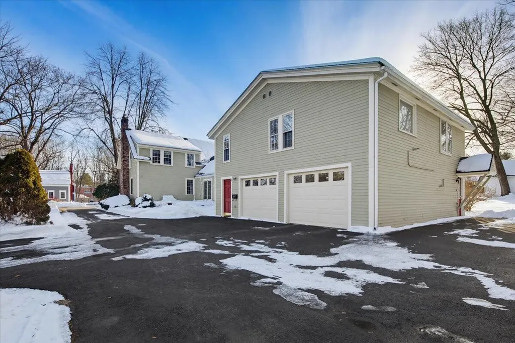15 Green Street Gorham ME 04038