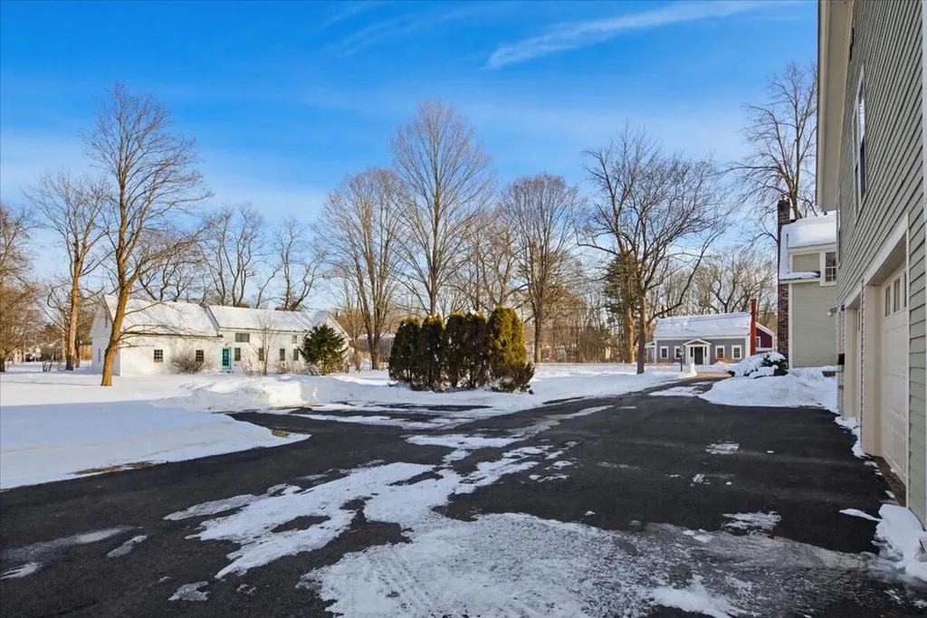 15 Green Street Gorham ME 04038