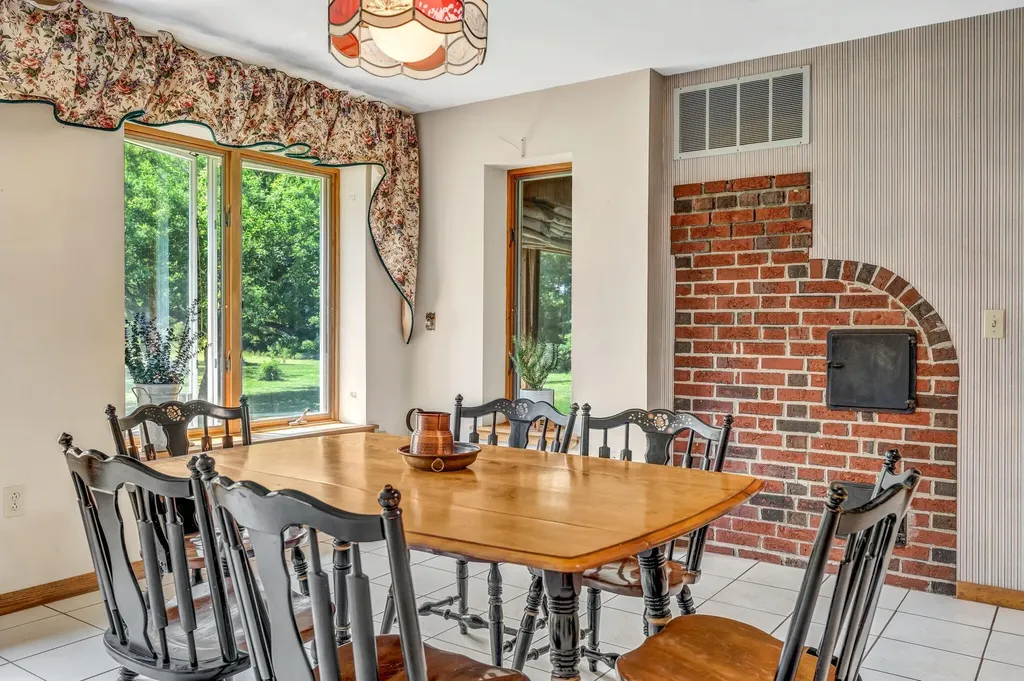 428 Bean Road Mount Vernon ME 04352