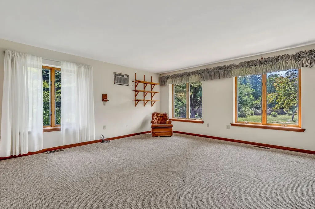 428 Bean Road Mount Vernon ME 04352