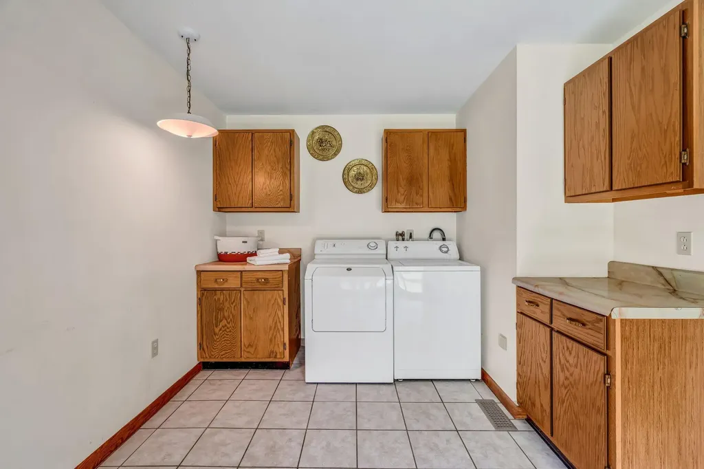 428 Bean Road Mount Vernon ME 04352