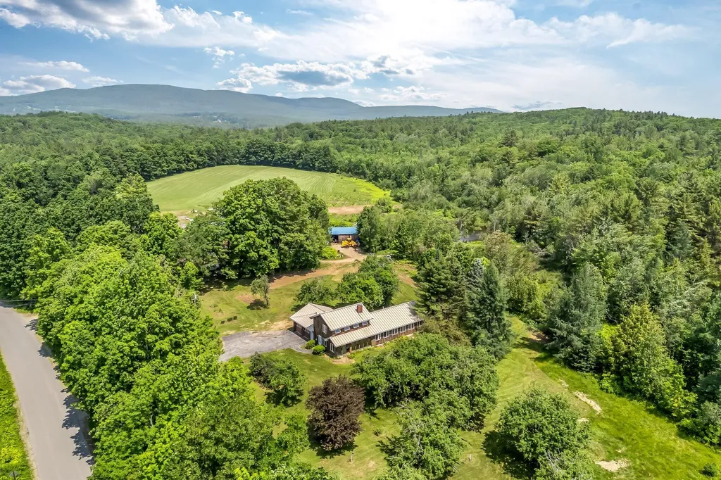 428 Bean Road Mount Vernon ME 04352