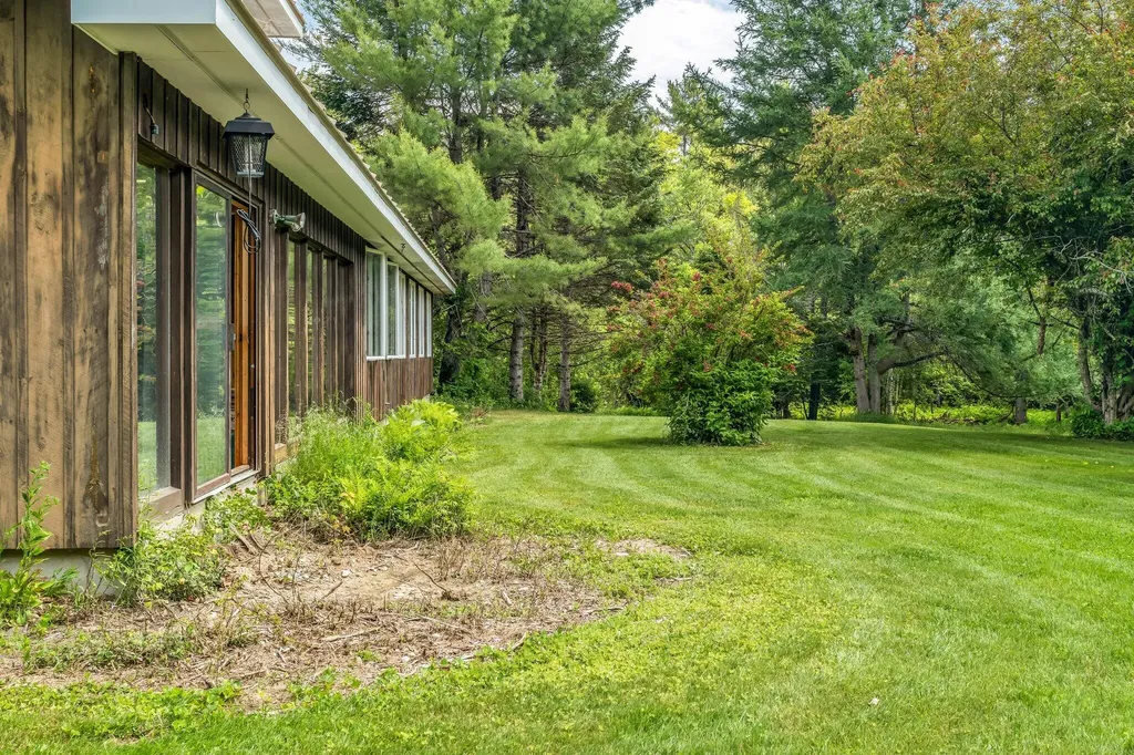 428 Bean Road Mount Vernon ME 04352