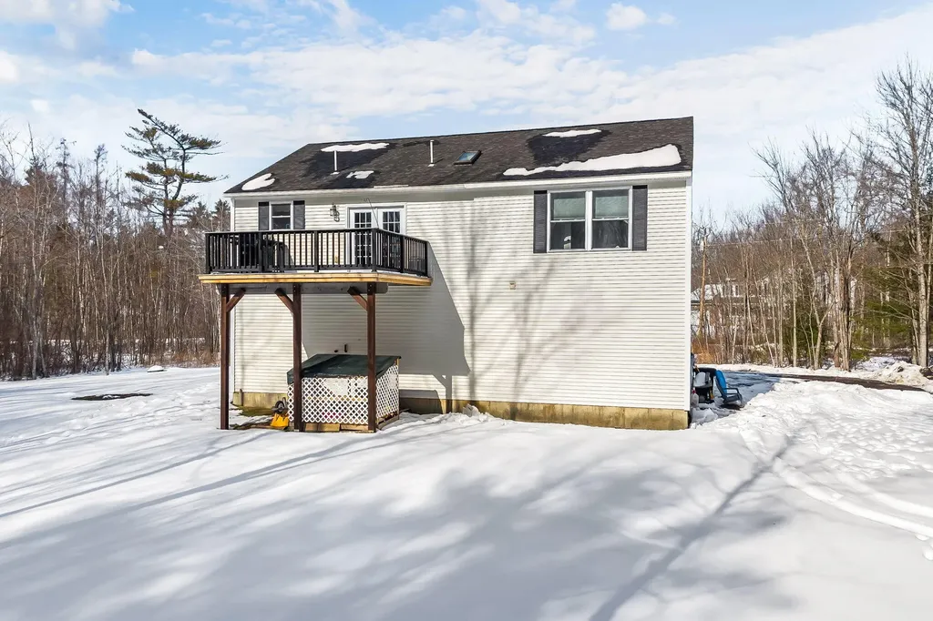 115 Canterbury Road Brewer ME 04412