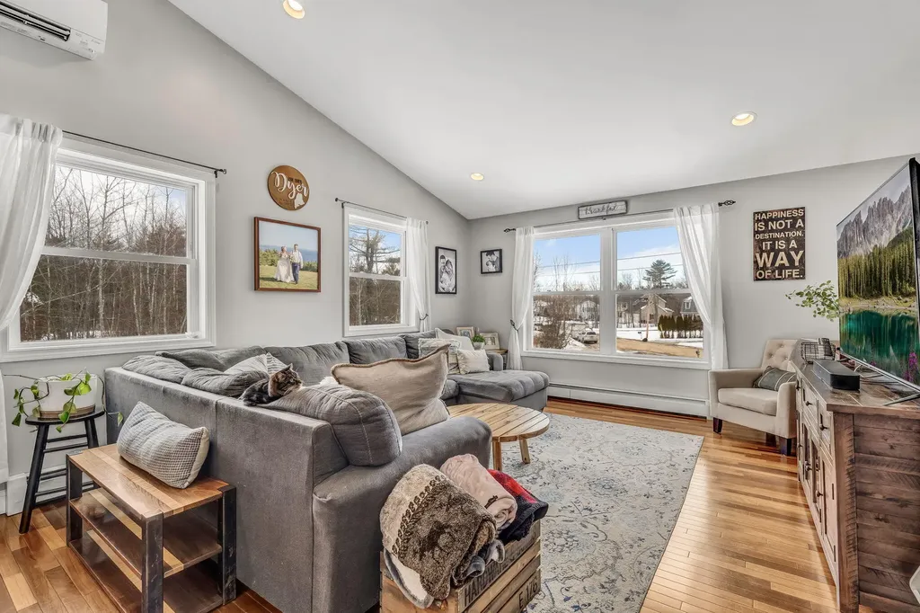 115 Canterbury Road Brewer ME 04412