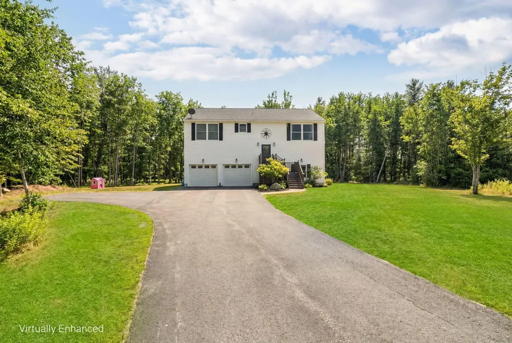 115 Canterbury Road Brewer ME 04412