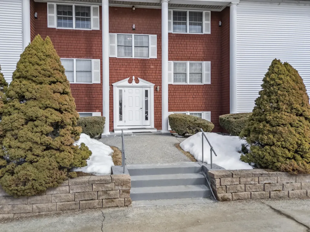 600 Riverside Drive Augusta ME 04330