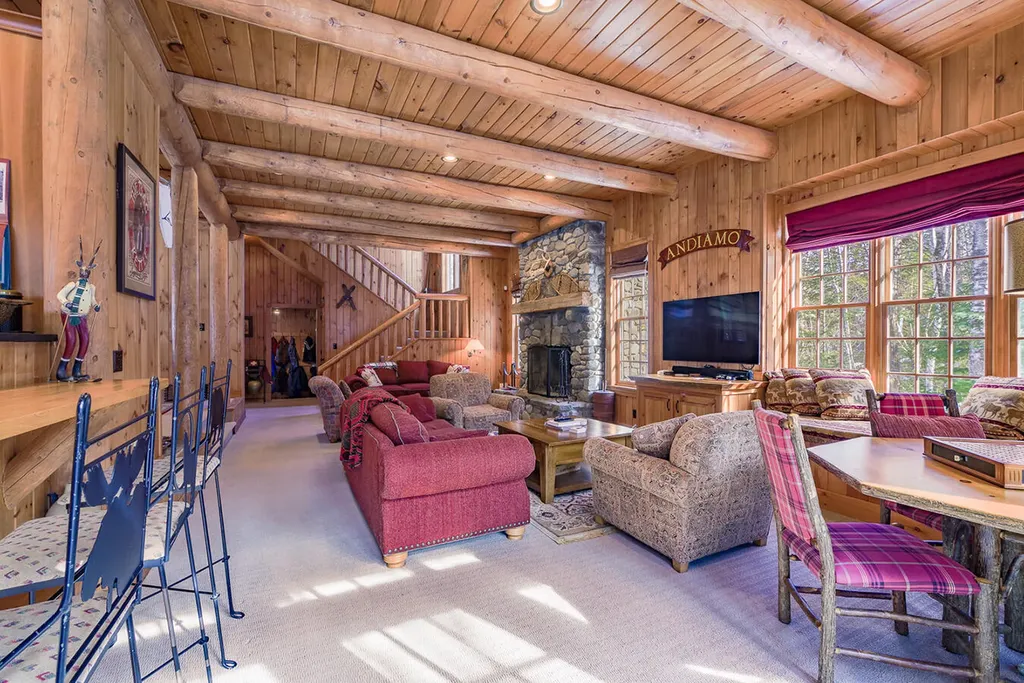 5005 Winter Street Carrabassett Valley ME 04947