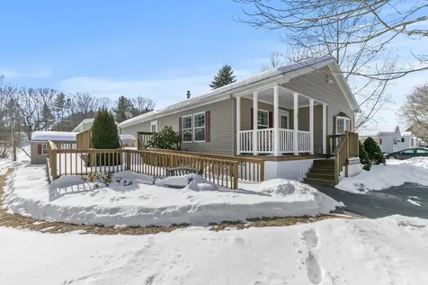 14 Patio Park Lane Gorham ME 04038