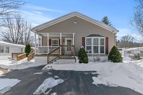 14 Patio Park Lane Gorham ME 04038