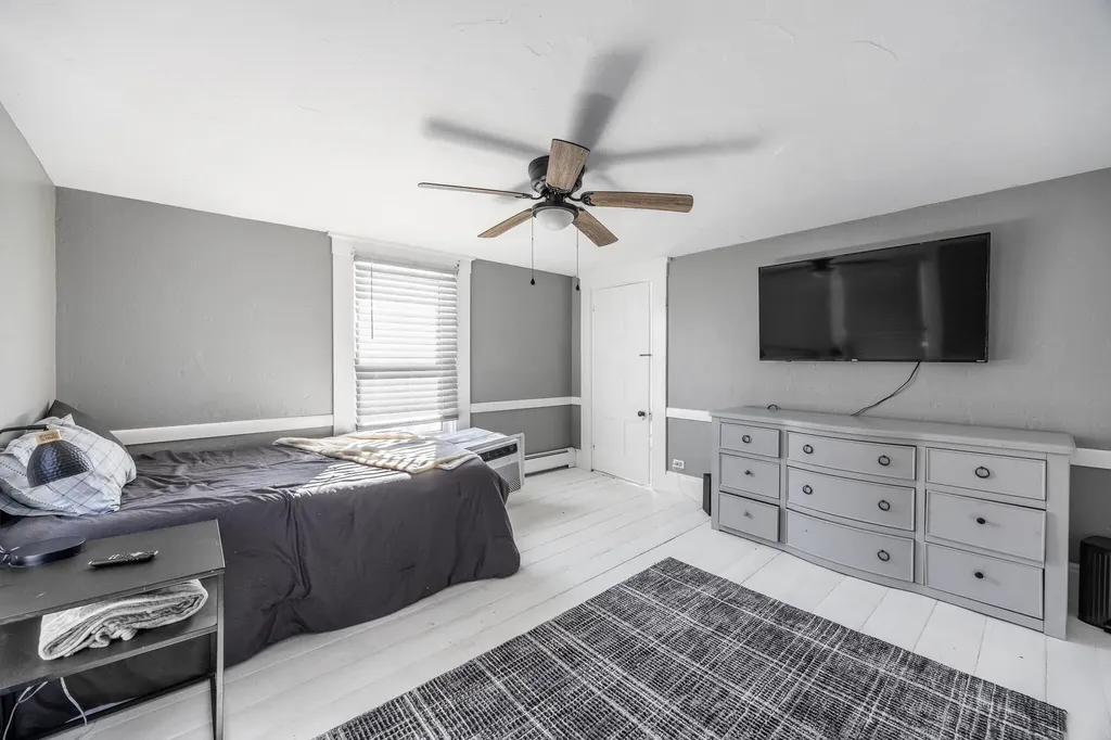 259 River Road Orrington ME 04474