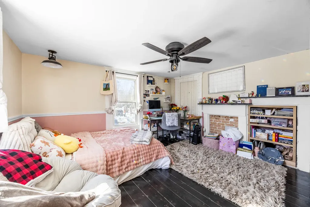 259 River Road Orrington ME 04474