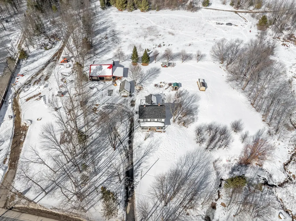 259 River Road Orrington ME 04474