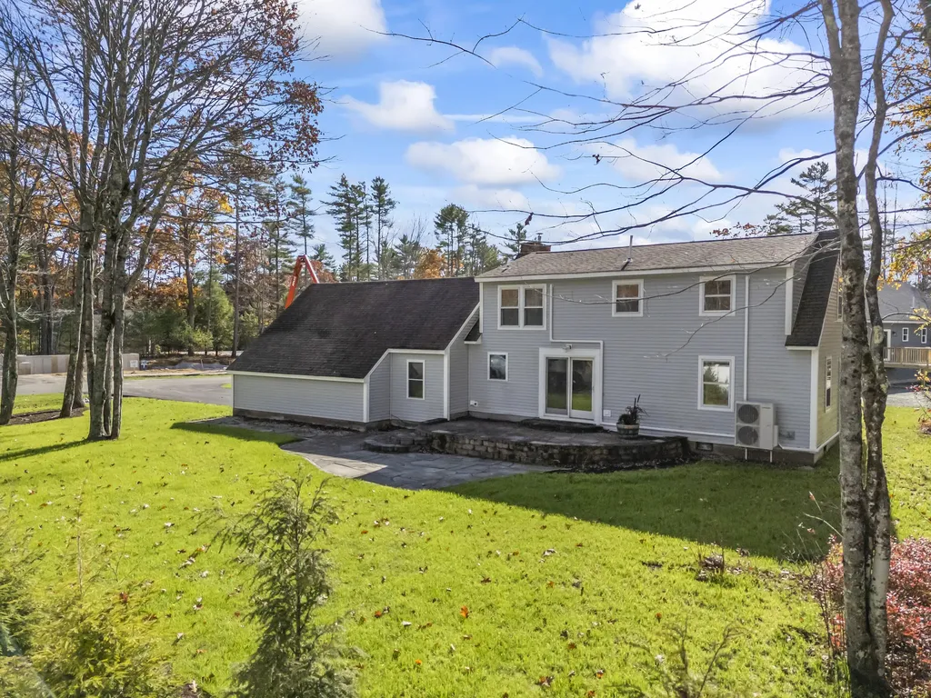4 Cider Mill Lane Kennebunk ME 04043