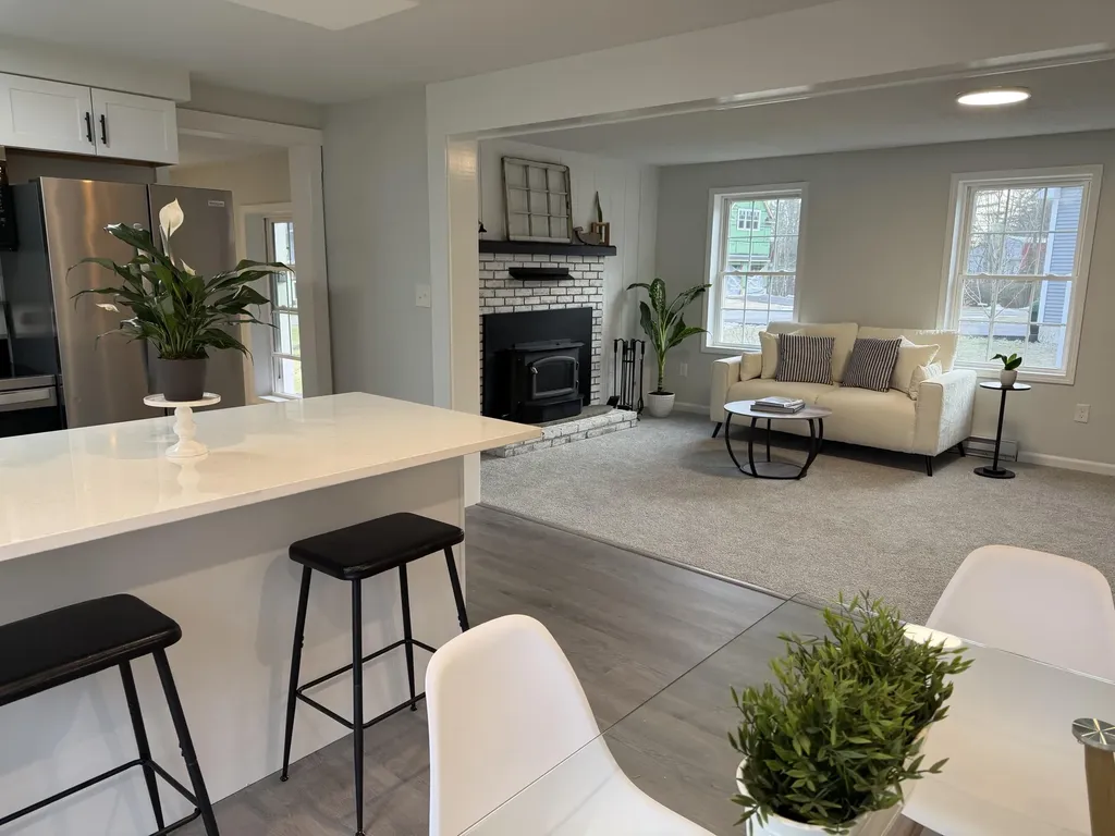 4 Cider Mill Lane Kennebunk ME 04043
