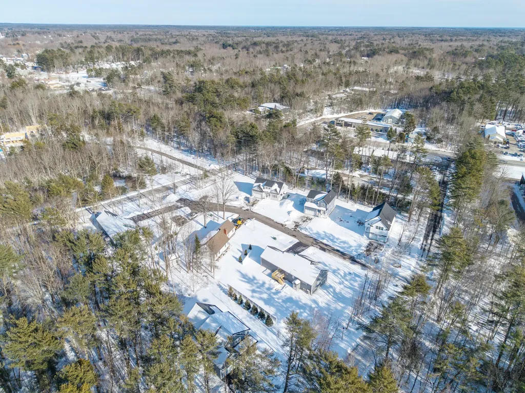 4 Cider Mill Lane Kennebunk ME 04043