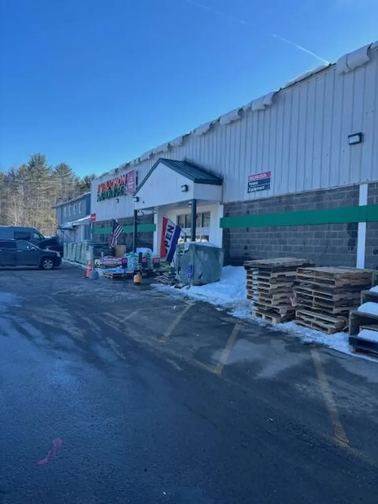 400 Narragansett Trail Buxton ME 04093