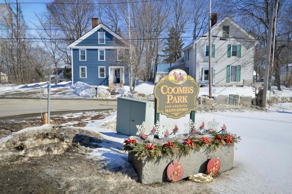 2 S Spring Street Old Town ME 04468
