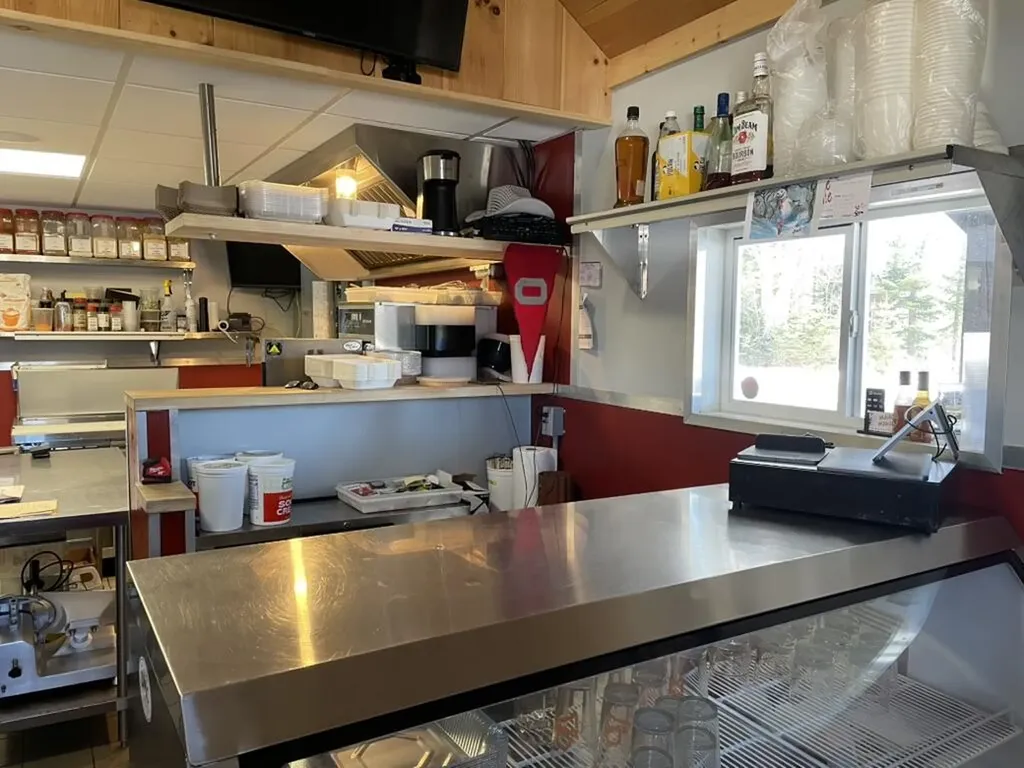 2186 Bristol Road Bristol ME 04558