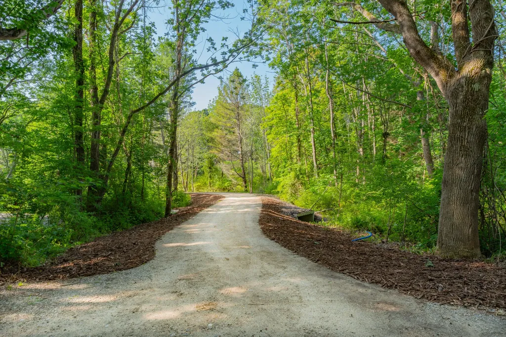 2A Ivy Lane Kennebunkport ME 04046