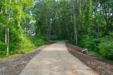 2A Ivy Lane Kennebunkport ME 04046
