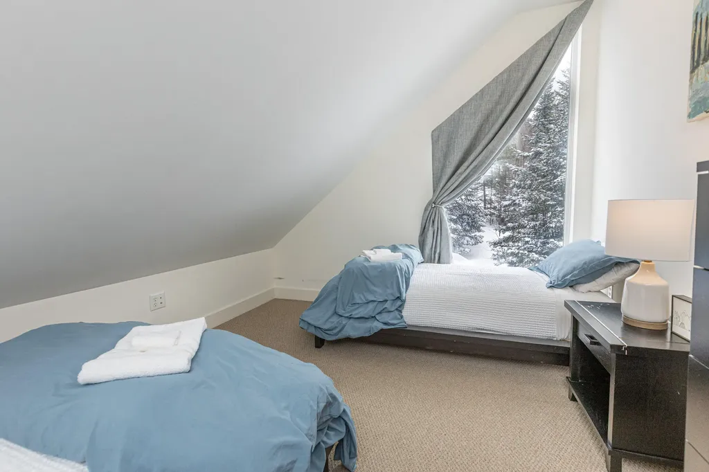 49 Magalloway Loop Sandy River Plt ME 04970