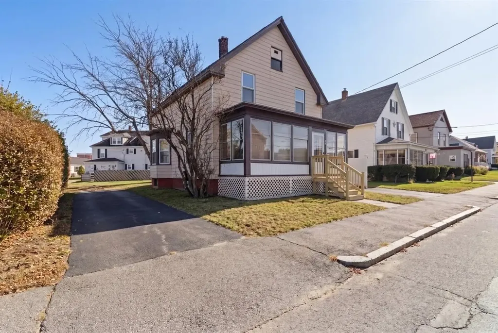347 Sabattus Street Lewiston ME 04240