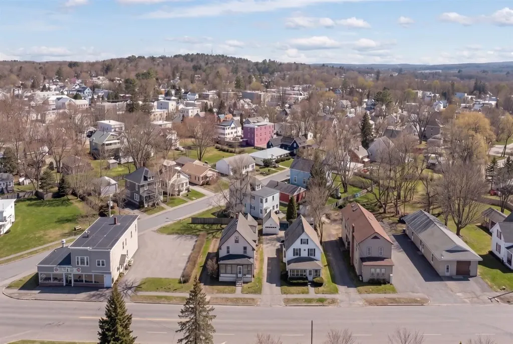 347 Sabattus Street Lewiston ME 04240