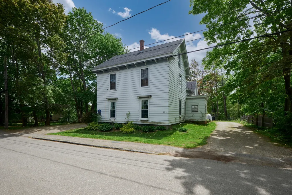 20 Chestnut Street Rockland ME 04841