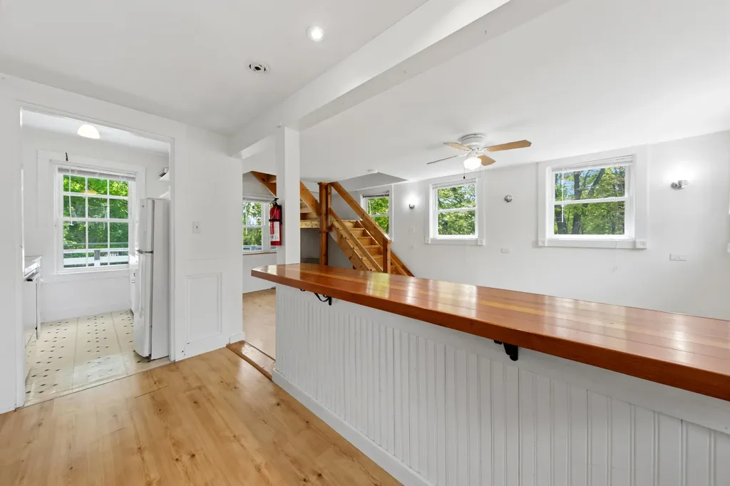 20 Chestnut Street Rockland ME 04841