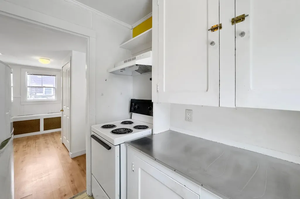 20 Chestnut Street Rockland ME 04841
