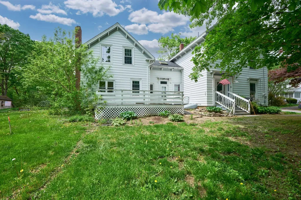 20 Chestnut Street Rockland ME 04841