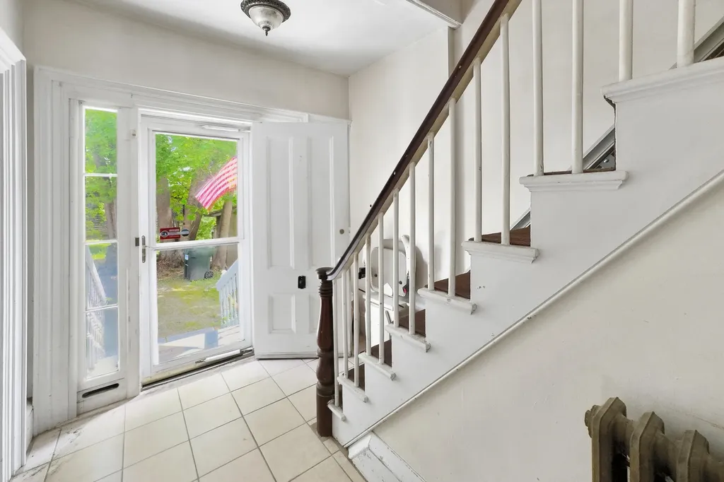 20 Chestnut Street Rockland ME 04841