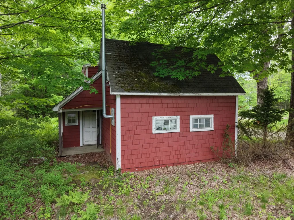197 Smithfield Road Belgrade ME 04917