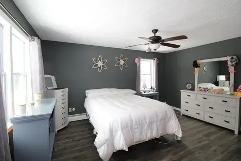 8 Hammond Lane Searsport ME 04974