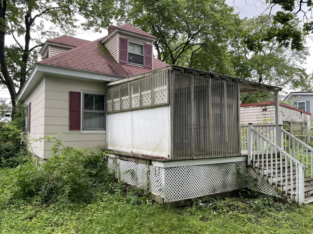 49 Belfort Street Portland ME 04103