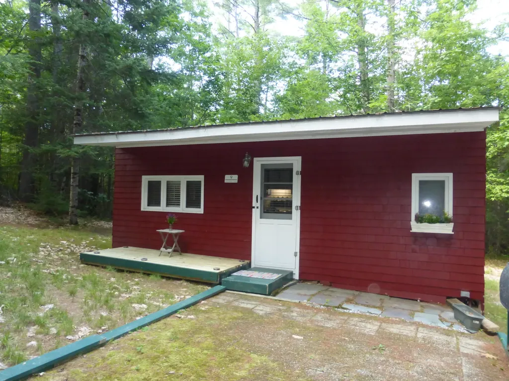9 Roberts Lane Porter ME 04068