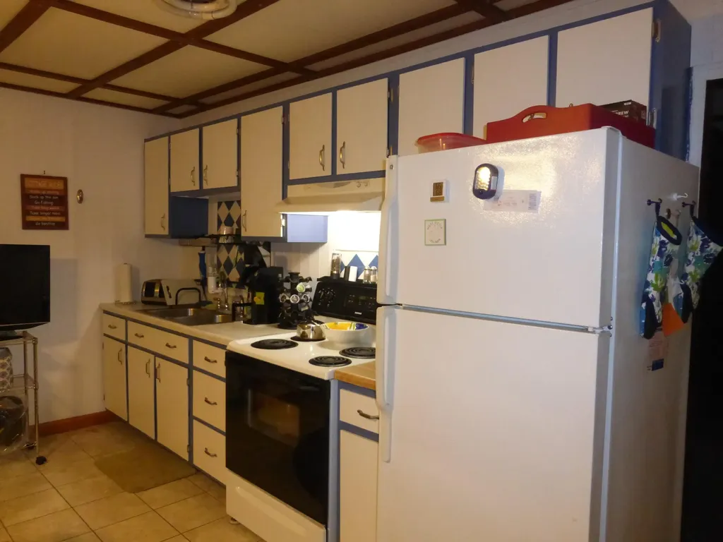 9 Roberts Lane Porter ME 04068