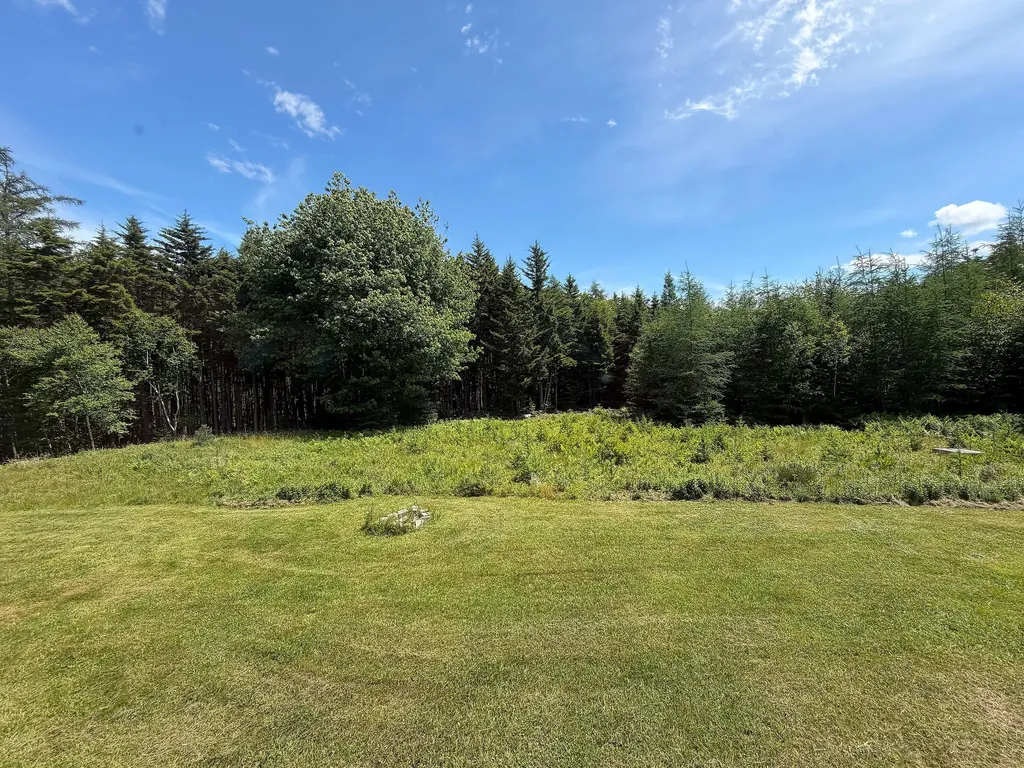 12 Lindsay's Road Deer Isle ME 04627