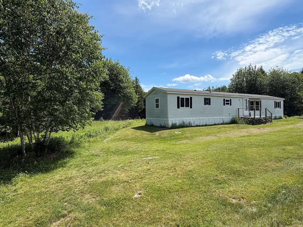 12 Lindsay's Road Deer Isle ME 04627