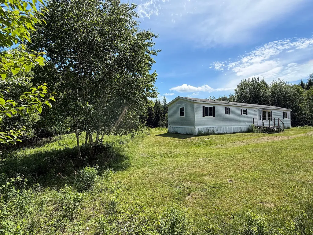 12 Lindsay's Road Deer Isle ME 04627