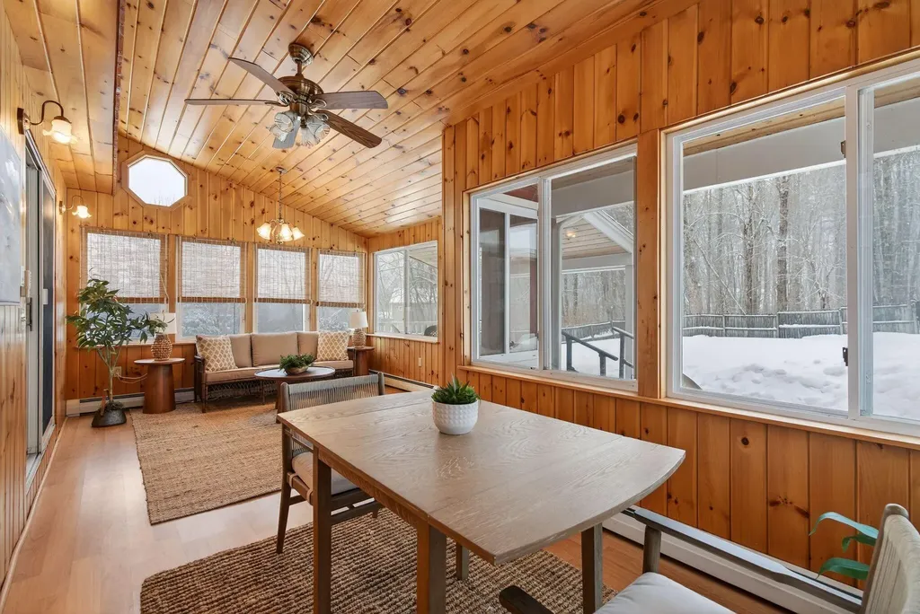 15 Hamlin Road Falmouth ME 04105