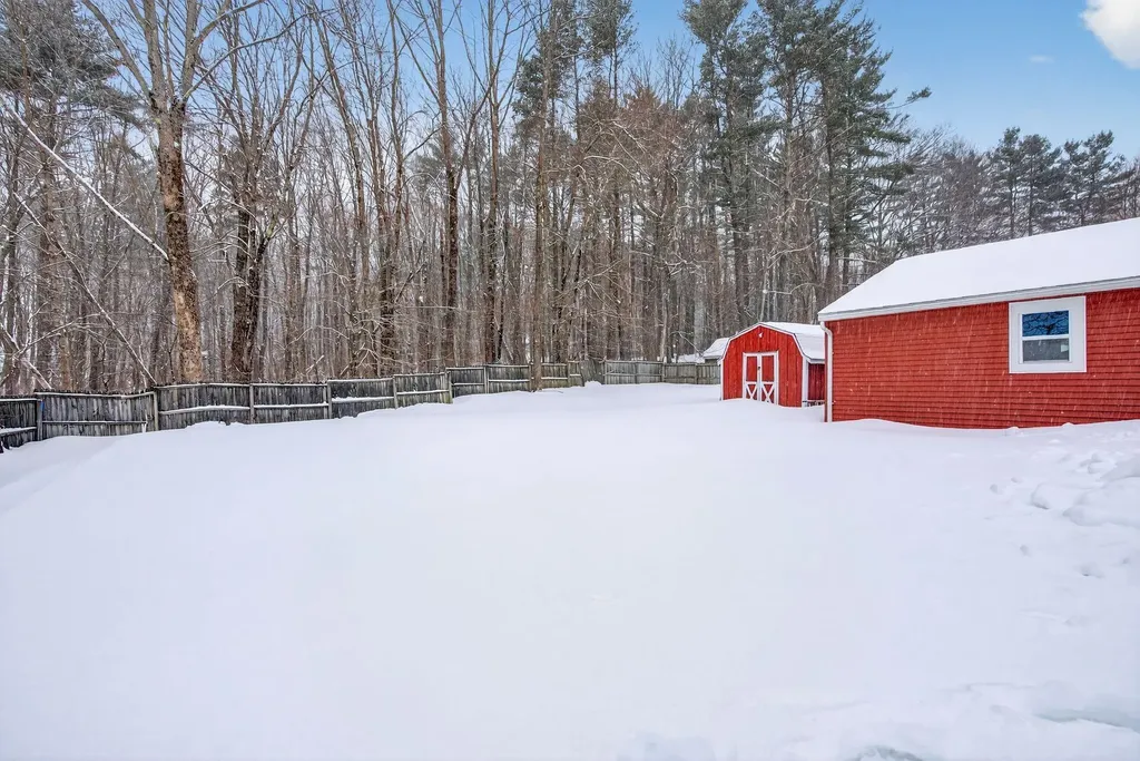 15 Hamlin Road Falmouth ME 04105
