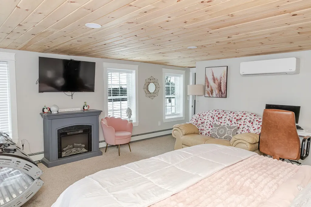 66 & 67 Bailey Hill Road Cambridge ME 04923