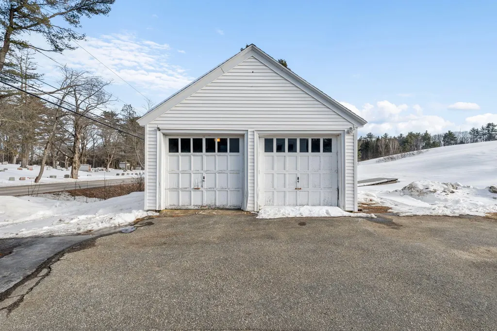 710 Summer Street Auburn ME 04210