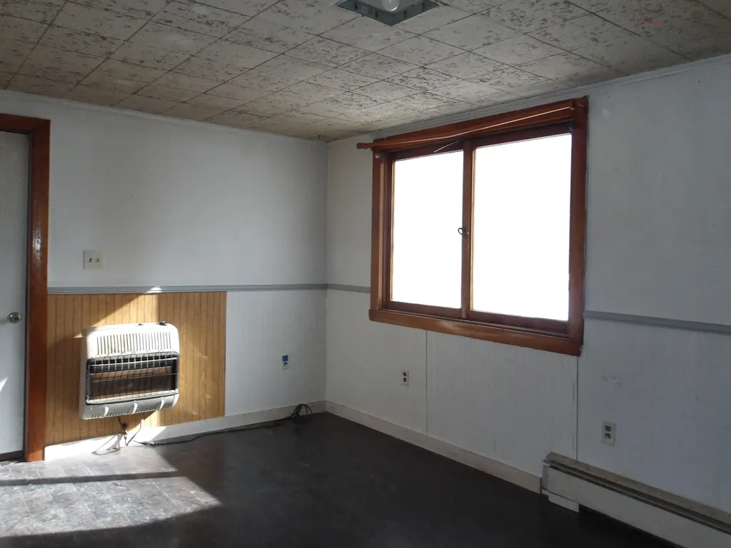 15 Garfield Street Madison ME 04950