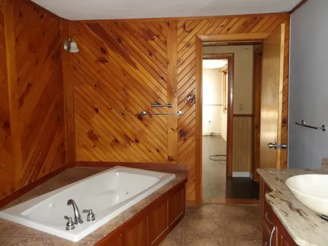 15 Garfield Street Madison ME 04950