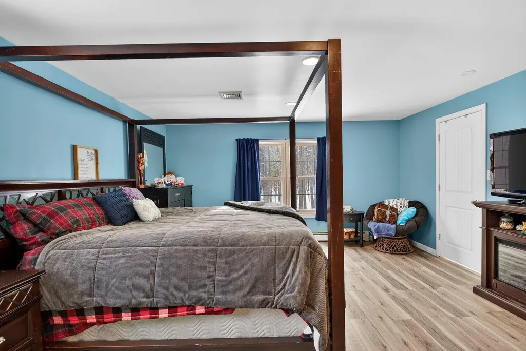 70 Huntington Hill Road Litchfield ME 04350