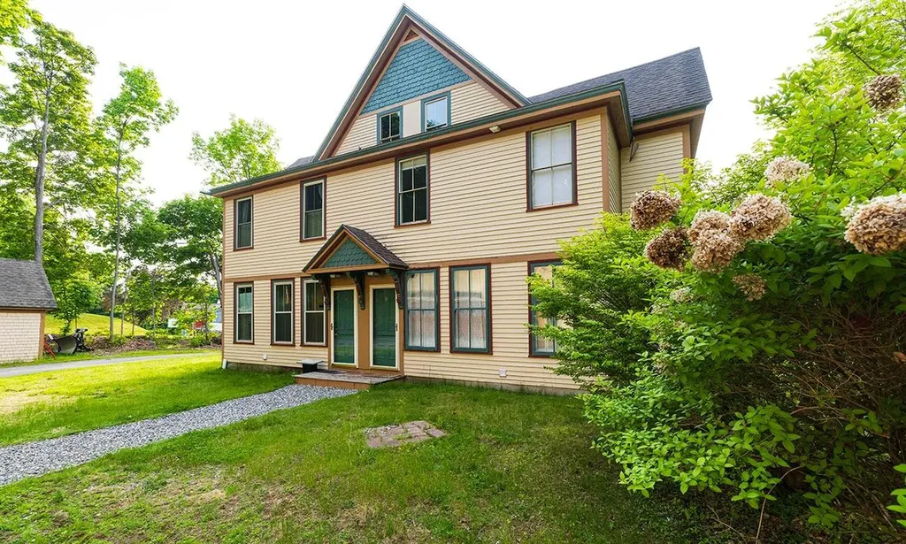 9-11 Summer Street Hallowell ME 04347