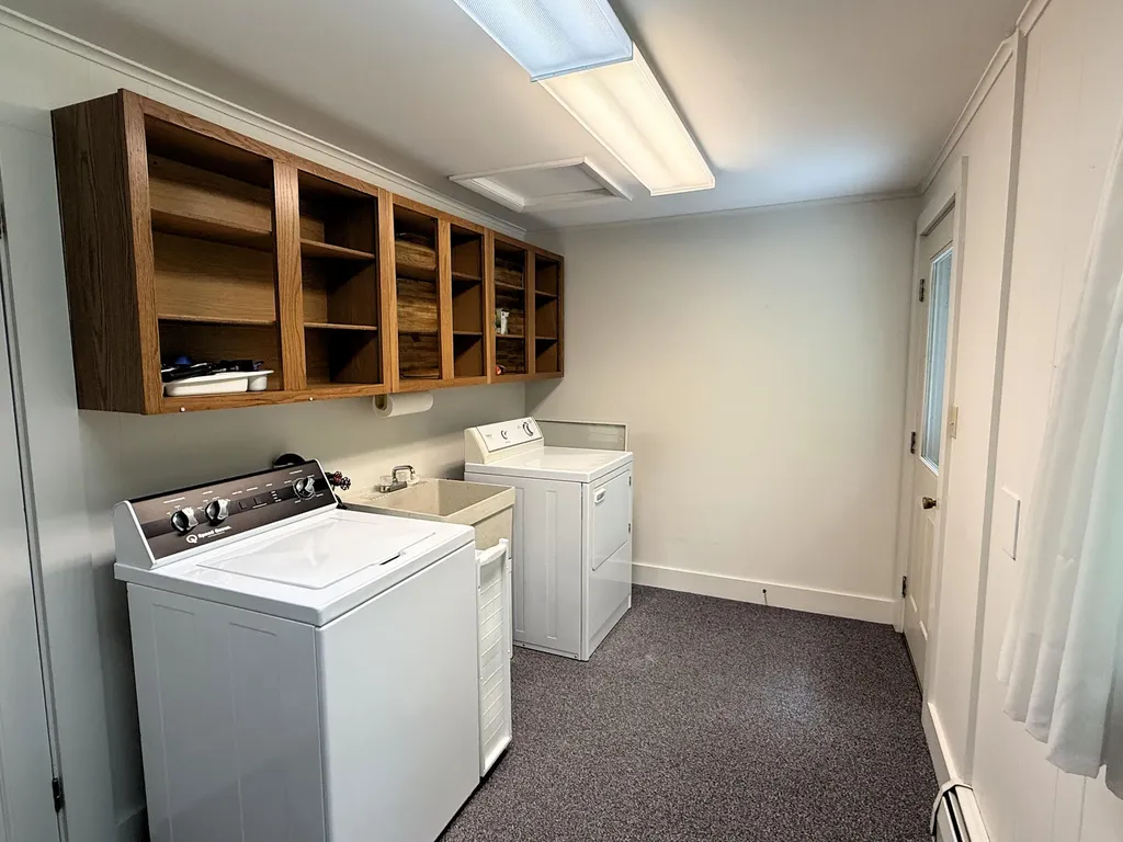 190 Belfast Road Camden ME 04843